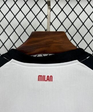 Maglia AC Milan Away 2025/26 Versione Tifoso vista posteriore