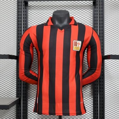 Maglia AC Milan Home Manica Lunga 2024/25 Versione Giocatore vista frontale completa
