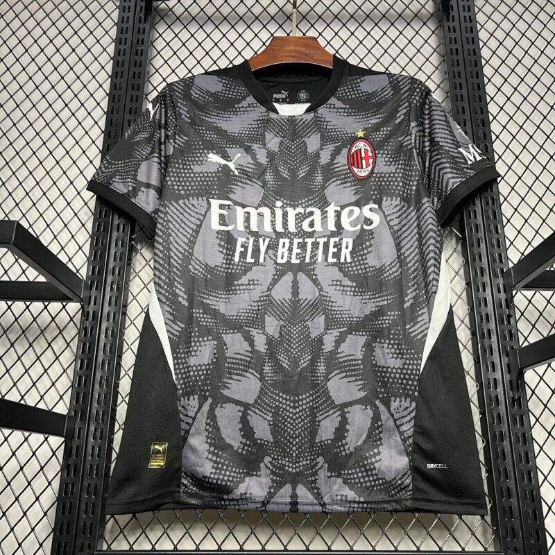 maglia da portiere ac milan particolare