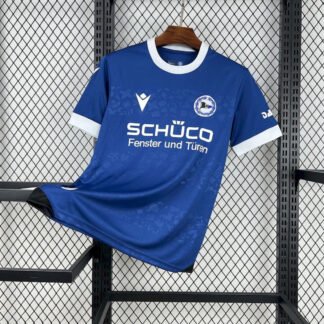 Maglia Arminia Bielefeld Home 2024/25 Versione Tifoso vista frontale completa