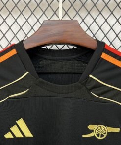 Maglia Arsenal Home 2025/26 Versione Giocatore tessuto traspirante