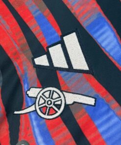 Maglia Arsenal Home 2026/27 Versione Giocatore tessuto traspirante