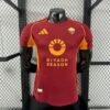 Maglia AS Roma Home 2025/26 Versione Giocatore vista frontale completa