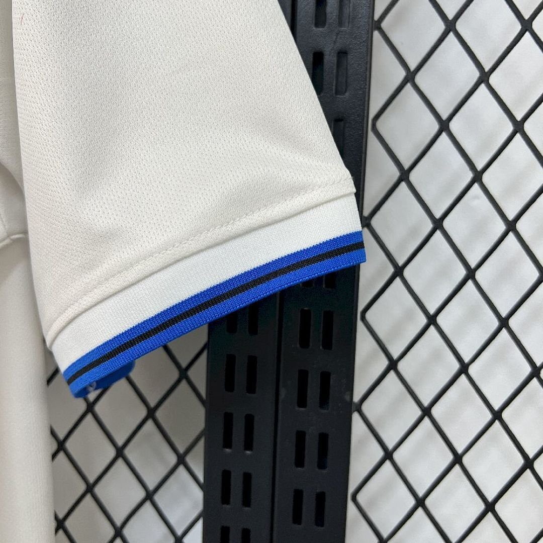 Maglia Atalanta Away 2025/26 Versione Tifoso vista laterale