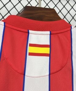 Maglia atlético madrid retro - Maglia Atlético Madrid Home 2011/12 Retro dettaglio stemma ricamato