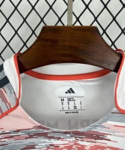 Maglia Bayern Monaco Away 2025/26 Versione Tifoso vista posteriore