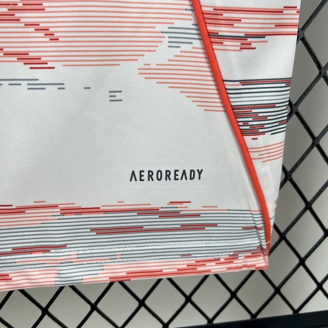 Maglia Bayern Monaco Away 2025/26 Versione Tifoso tessuto traspirante