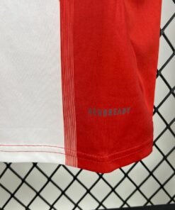 Maglia Bayern Monaco Home 2025/26 Versione Tifoso tessuto traspirante