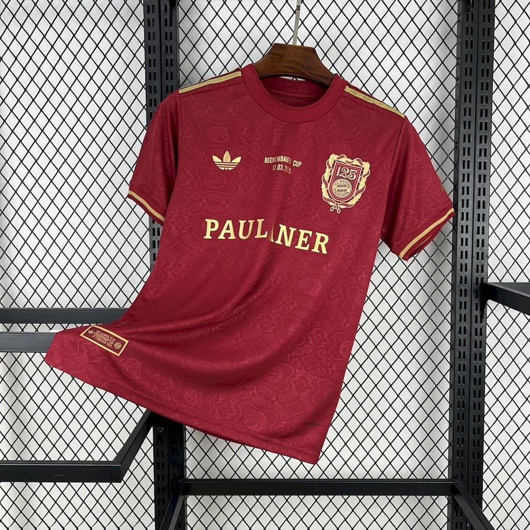 Maglia Bayern Monaco Home 2024/25 Versione Tifoso vista frontale completa