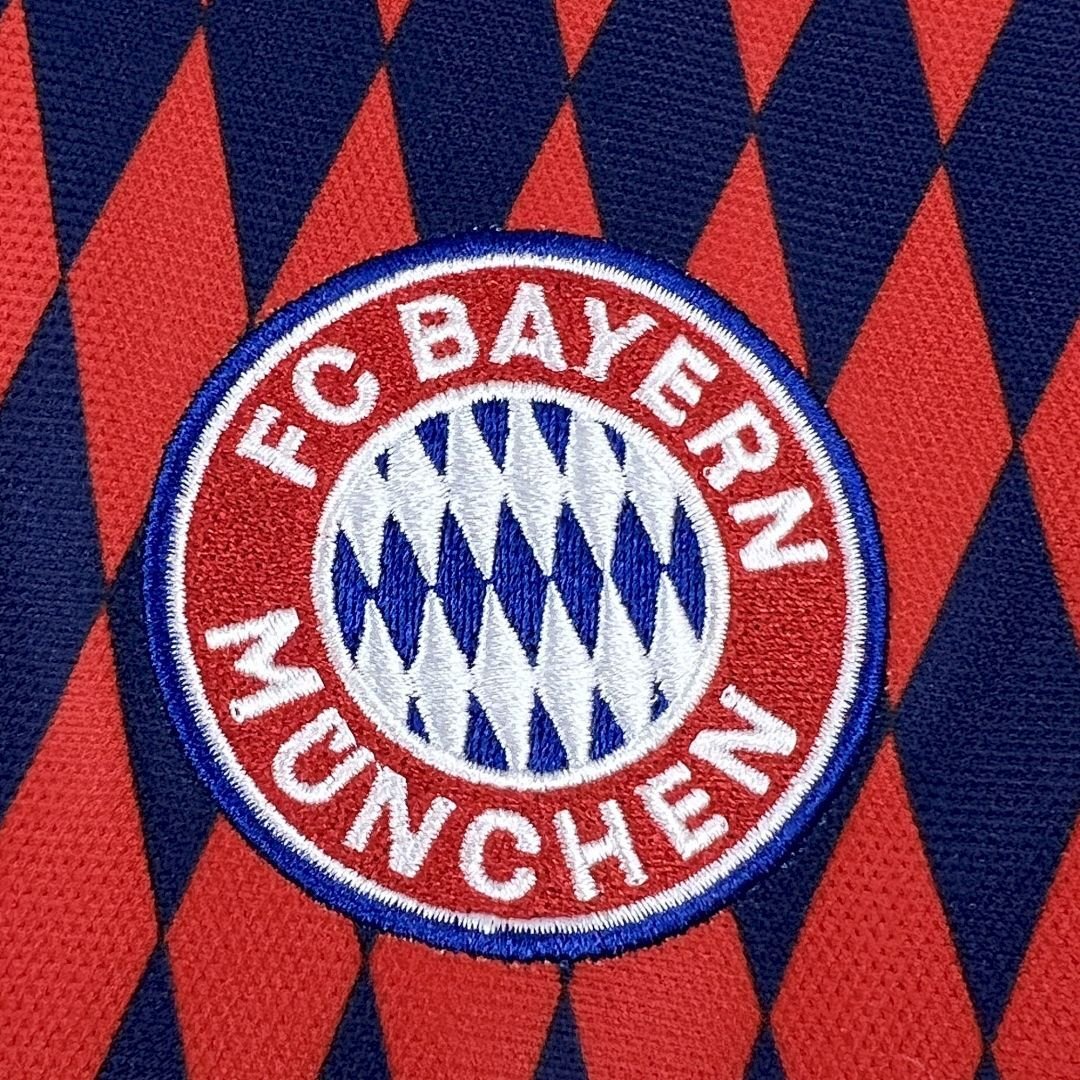 Maglia Bayern Monaco Home 2025/26 Versione Tifoso vista laterale