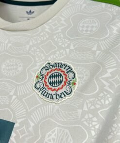 Maglia Bayern Monaco Home Manica Lunga 2025/26 Versione Tifoso tessuto traspirante