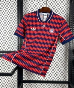 Maglia Bayern Monaco Home 2025/26 Versione Tifoso vista frontale completa