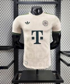 Maglia Bayern Monaco Home 2025/26 Versione Giocatore vista frontale completa