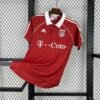 Maglia bayern monaco retro - Maglia Bayern Monaco Home 2005/06 Retro vista frontale completa