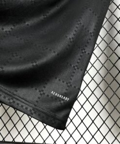 Maglia Bayern Monaco Third Manica Lunga 2025/26 Versione Tifoso vista laterale