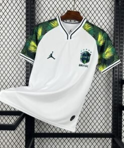 Maglia Brasil Home 2024/25 Versione Tifoso vista frontale completa