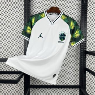 Maglia Brasil Home 2024/25 Versione Tifoso vista frontale completa