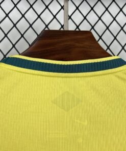 Maglia Brazil Home 2024/25 Versione Tifoso dettaglio stemma ricamato