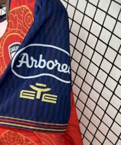 Maglia Cagliari Calcio Home 2024/25 Versione Tifoso tessuto traspirante