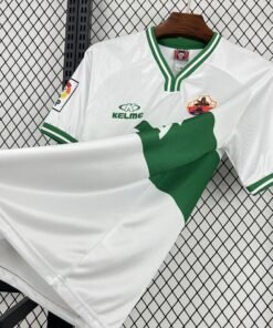 Maglia elche retro - Maglia Elche Away 2000/01 Retro dettaglio stemma ricamato