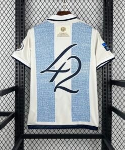 Maglia FC Porto Home 2026/27 Versione Tifoso dettaglio stemma ricamato