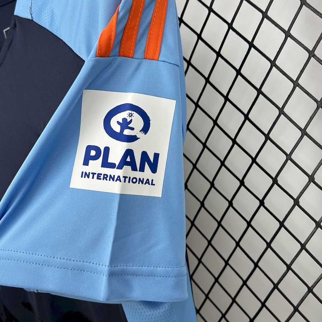 Maglia Hamburger SV Home 2024/25 Versione Giocatore vista laterale