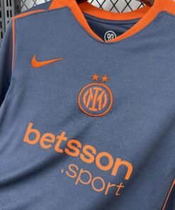 Maglia Inter Third 2025/26 Versione Tifoso dettaglio stemma ricamato