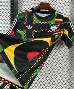 Maglia Jamaica x Bob Home 2024/25 Versione Tifoso dettaglio stemma ricamato