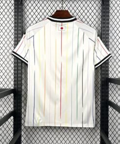Maglia Japan Away 2024/25 Versione Tifoso dettaglio stemma ricamato
