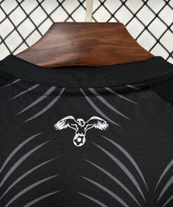 Maglia Jordan Third 2024/25 Versione Tifoso dettaglio stemma ricamato