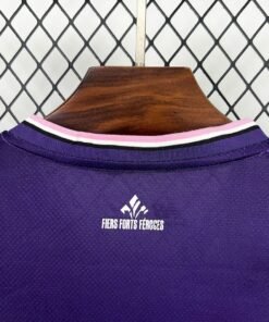 Maglia lille Away 2025/26 Versione Tifoso dettaglio stemma ricamato