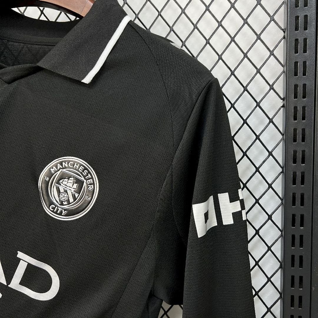 Maglia Manchester City Away Manica Lunga 2025/26 Versione Tifoso vista laterale