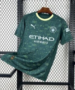 Maglia Manchester City Home 2025/26 Versione Tifoso vista frontale completa