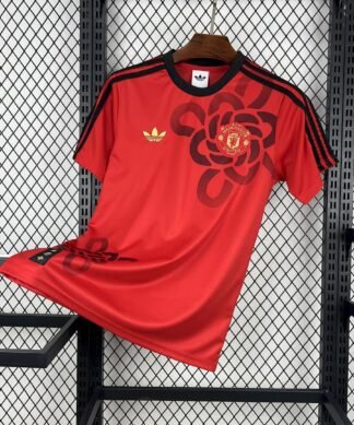 Maglia Manchester United Home 2025/26 Versione Tifoso vista frontale completa