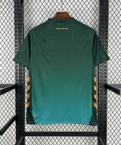 Maglia Mönchengladbach Third 2025/26 Versione Tifoso dettaglio stemma ricamato