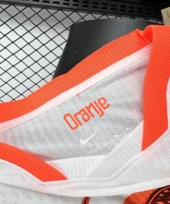 Maglia Netherlands Away 2024/25 Versione Giocatore vista posteriore