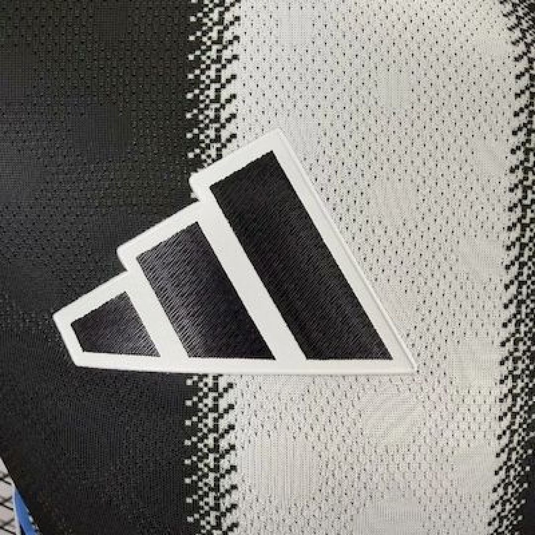 Maglia Newcastle United Home 2025/26 Versione Giocatore vista posteriore