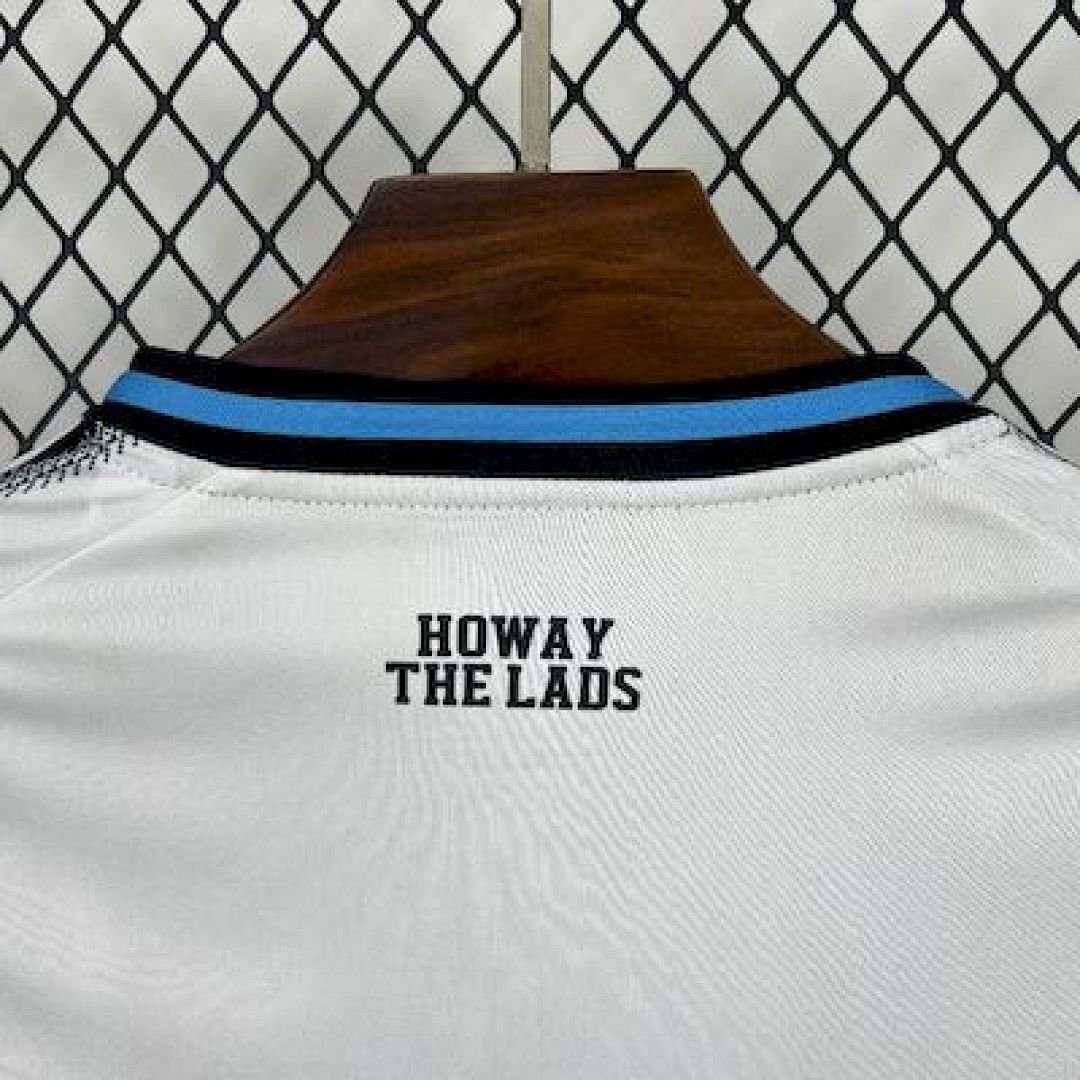 Maglia Newcastle United Home Manica Lunga 2025/26 Versione Tifoso vista posteriore