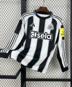 Maglia Newcastle United Home Manica Lunga 2025/26 Versione Tifoso vista frontale completa