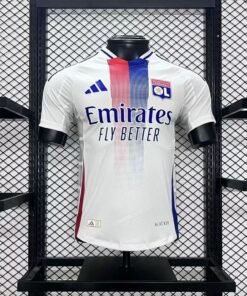 Maglia Olympique Lyonnais Home 2024/25 Versione Giocatore vista frontale completa