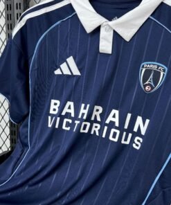 Maglia Paris FC Home 2025/26 Versione Tifoso vista laterale