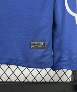 Maglia Paris Saint-Germain Away Manica Lunga 2025/26 Versione Tifoso dettaglio stemma ricamato