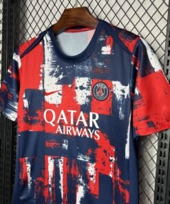 Maglia Paris Saint-Germain Home 2024/25 Versione Giocatore dettaglio stemma ricamato