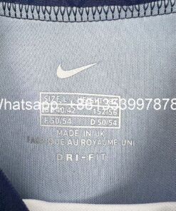 Maglia paris saint-germain retro - Maglia Paris Saint-Germain Home 2002/03 Retro dettaglio stemma ricamato