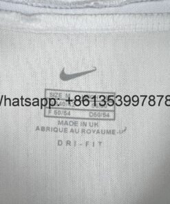 Maglia paris saint-germain retro - Maglia Paris Saint-Germain Away 2002/03 Retro dettaglio stemma ricamato