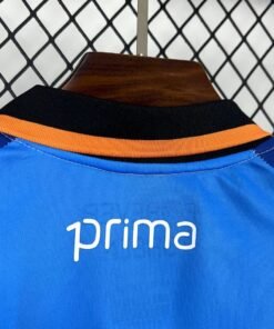 Maglia Real Betis Keeper 2025/26 Versione Tifoso dettaglio stemma ricamato