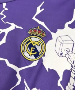 Maglia Real Madrid Home 2025/26 Versione Giocatore vista laterale