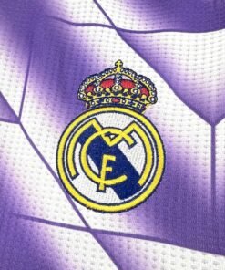 Maglia Real Madrid Home 2025/26 Versione Tifoso vista laterale