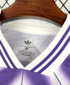 Maglia Real Madrid Home 2025/26 Versione Tifoso tessuto traspirante