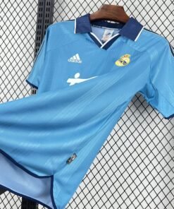 Maglia real madrid retro - Maglia Real Madrid Third 1999/00 Retro dettaglio stemma ricamato